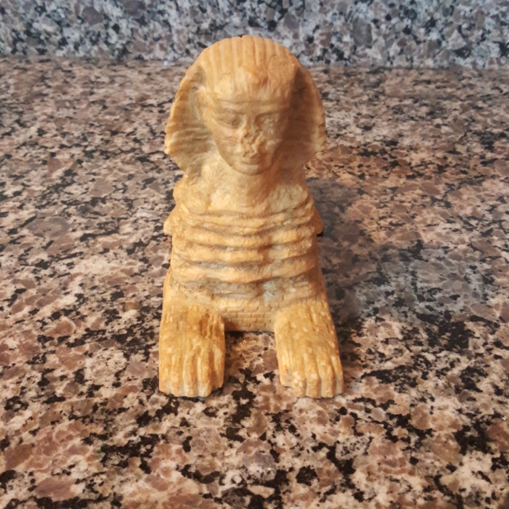 SPHINX DESK/ MANTLE MODEL FROM EGYPT Like New